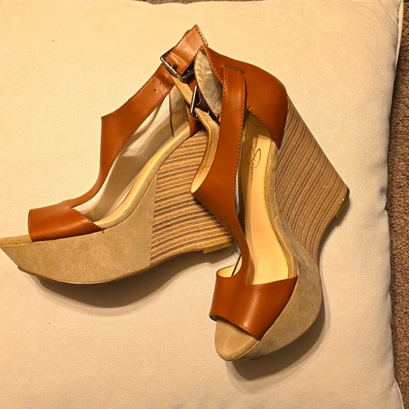 JESSICA SIMPSON WEDGES - Picture 3 of 6